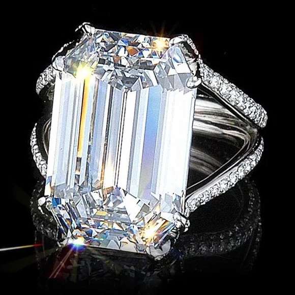Jewelry - S925 sterling silver engagement ring